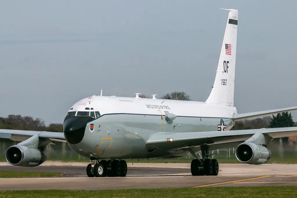 美國核偵察機概述——WC-135